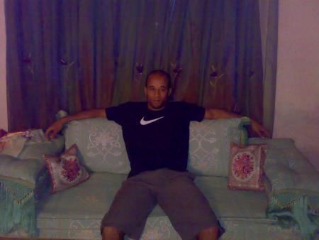 c moi  rabie......................salut a tous